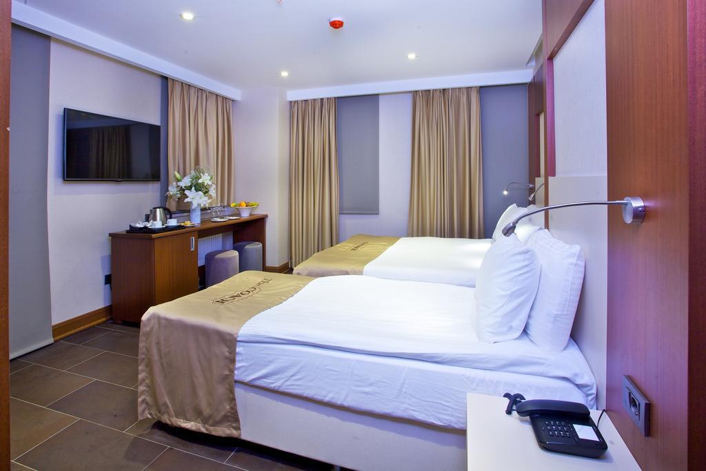The Coach Hotel Стамбул Номер фото